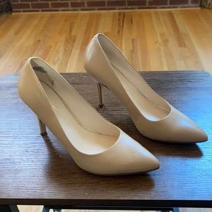 Tan Pumps high heel